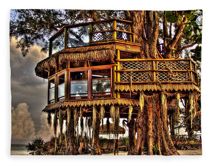 Beach Treehouse at Dawn - Blanket