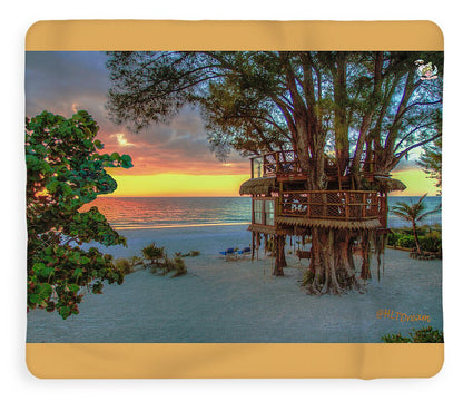 Sunset at Beach Treehouse - Blanket