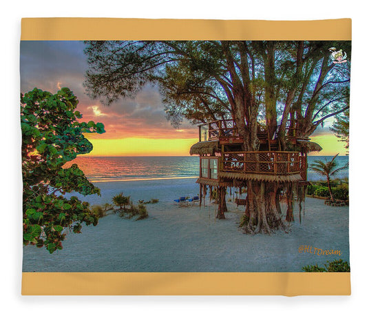 Sunset at Beach Treehouse - Blanket